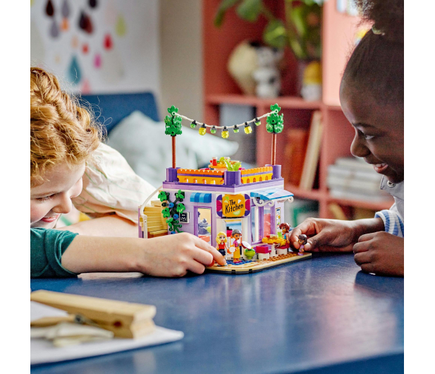 LEGO Friends 41747 Jadłodajnia w Heartlake - 1144370 - zdjęcie 12